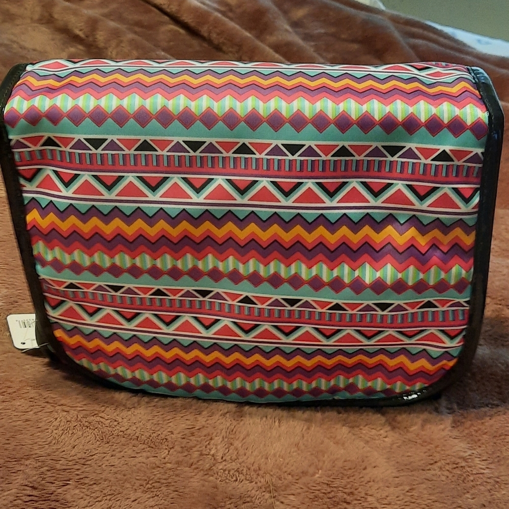 Travel bag or makeup bag. (NWT)